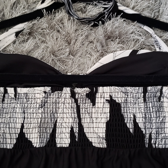 Kristin Davis halter full length sun dress - Picture 4 of 4